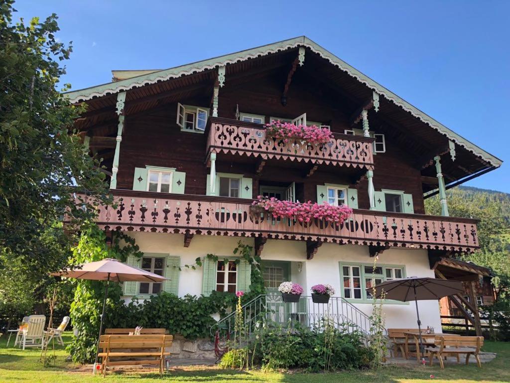 Villa Zeppelin - App Bergkristall Bramberg am Wildkogel Bagian luar foto